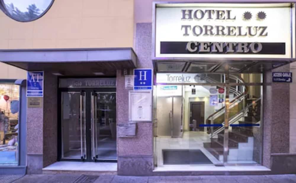 Torreluz Apartment *
