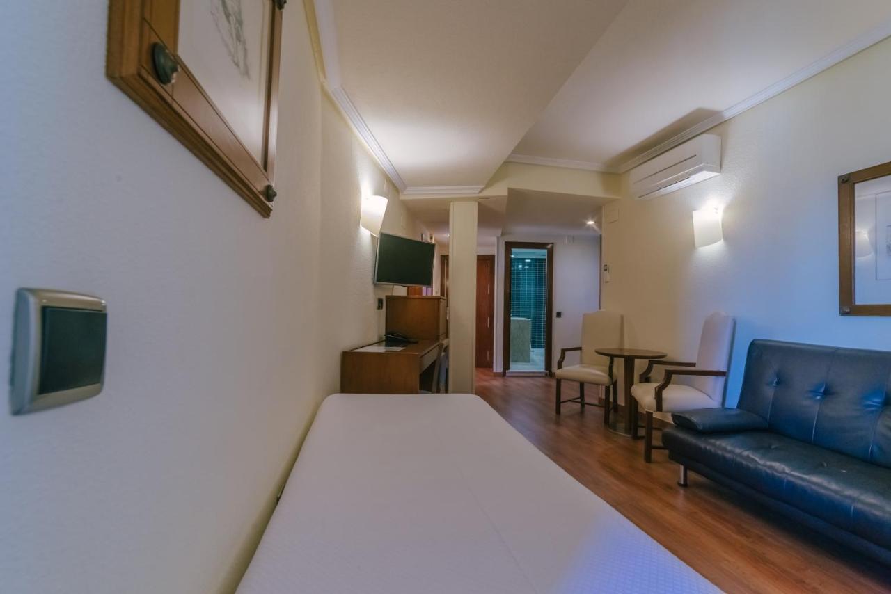 Torreluz Apartment